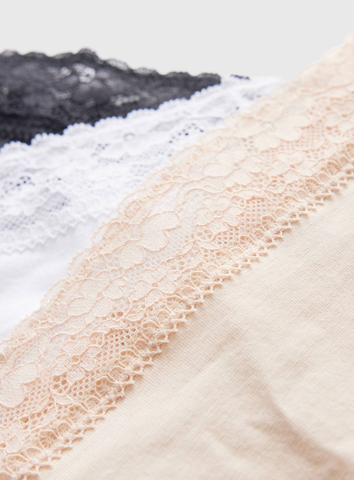 Mono & Nude Lace Thongs 5 Pack 18 - Image 3